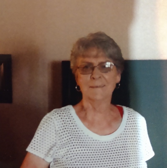 Meet your Posher, Linda - Picture 1 of 1